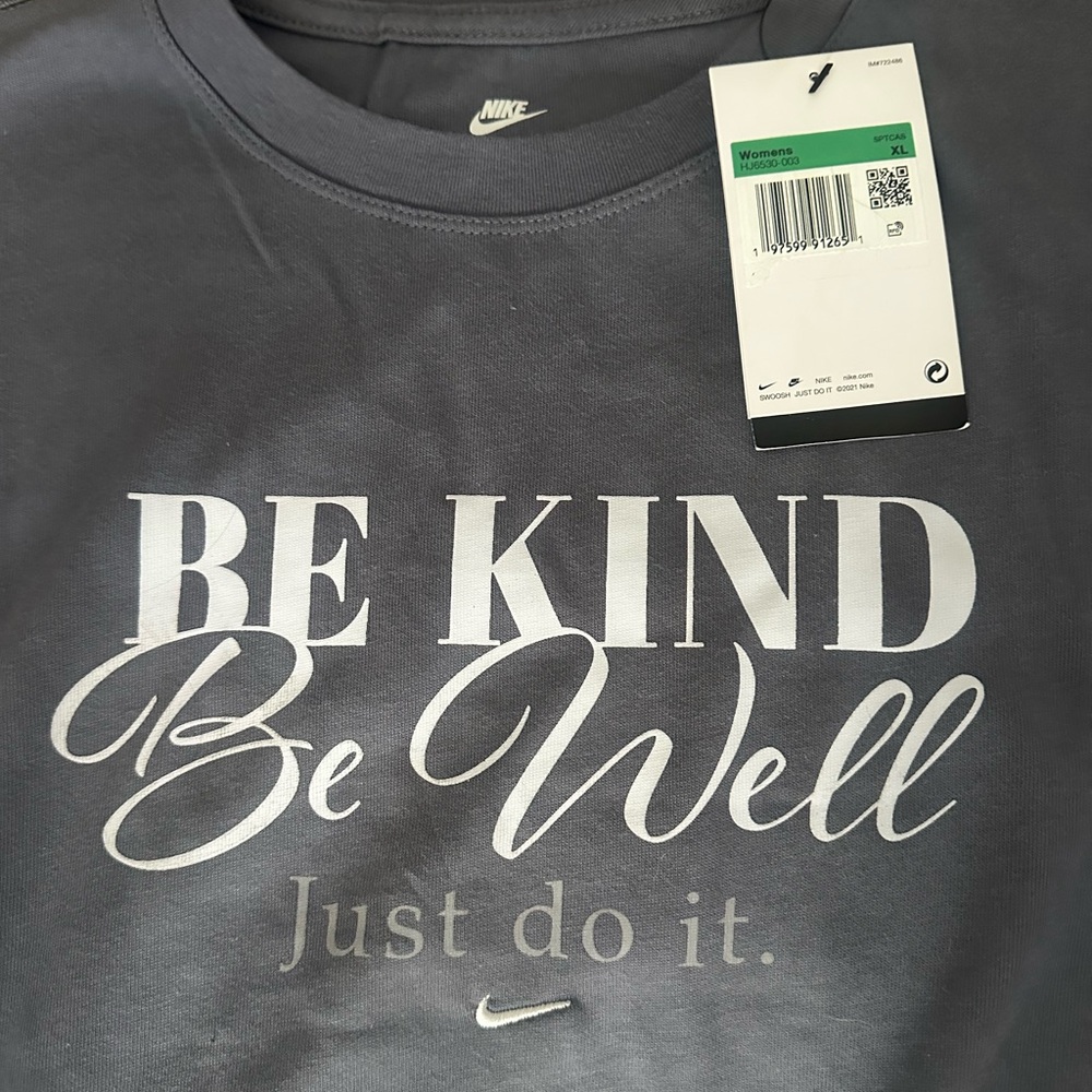 NWT XL Nike Tee w/positive message